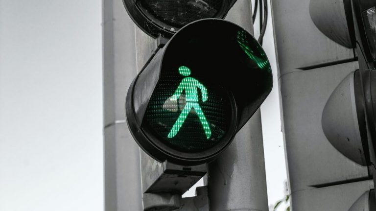 Jēzus maina tos, kuri seko Viņam!