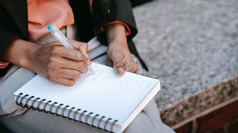 Disciplīna – tā ir sevis pakļaušana noteiktai ārējai kārtībai vai noteiktiem noteikumiem ar nolūku, lai sasniegtu vēlamos rezultātus