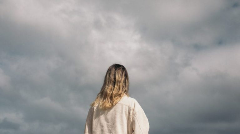 AR KĀDU NOLŪKU (MĒRĶI) DIEVS PĀRMĀCA SAVUS BĒRNUS?